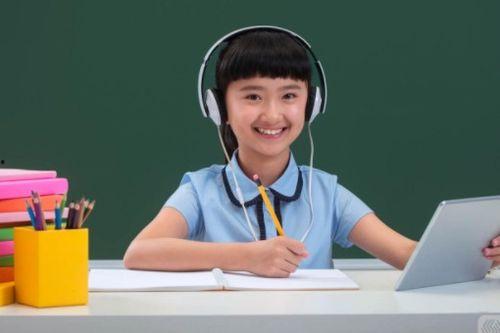 哪位明星会英语写作,好莱坞巨星与英语写作的精彩邂逅