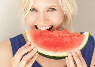 孕妇可以吃甜蜜瓜嘛,孕妇适宜食用甜蜜瓜的注意事项