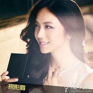 明星真人图,揭秘明星真人图背后的故事