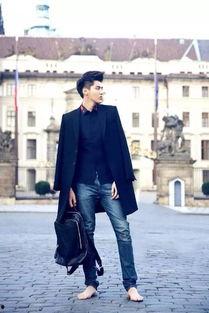 最会搭配的男明星,揭秘最会搭配的男明星穿搭秘籍